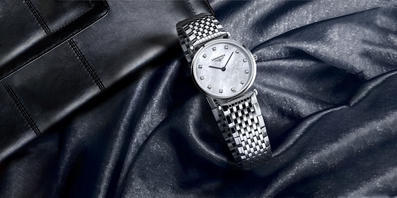 Watch house online shopping outlet